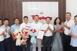Ban Biên tập Báo Tiền Phong làm việc với Văn phòng đại diện Đông Bắc Bộ
