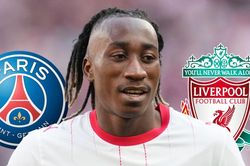 PSG vung tiền mua tiền đạo xịn, Liverpool cay đắng