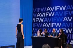 Cơ hội cho người mẫu Việt sải bước trên sàn diễn Milan Fashion Week
