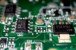 Nguy cơ thiếu hụt chip nhớ nghi&ecirc;m trọng