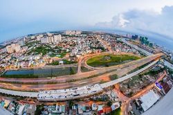 Kinh tế TP. Hồ Ch&iacute; Minh tăng trưởng t&iacute;ch cực