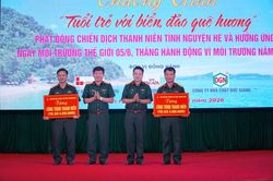 Tuổi trẻ với biển, đảo qu&ecirc; hương, ph&aacute;t động Chiến dịch Thanh ni&ecirc;n t&igrave;nh nguyện h&egrave;