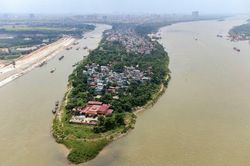Hiện trạng bãi sông Ngọc Thụy và làng Bắc Cầu dự kiến xây cụm công viên trong Trục đại lộ cảnh quan sông Hồng
