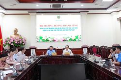 Tạo điều kiện cho người d&acirc;n, doanh nghiệp tiếp cận dự thảo ph&aacute;p luật từ sớm