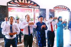 Khai mạc Lễ hội V&iacute;a B&agrave; Ch&uacute;a Xứ B&agrave;u Mướp lần thứ 175
