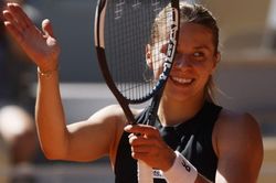 Maja Chwalinska vào bán kết Roland Garros 2026: Hành trình từ vòng loại đến 'cơn địa chấn' Paris