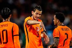 Hà Lan thua sốc Algeria 0-1: Nỗi lo từ sự phung phí cơ hội tại Rotterdam