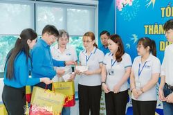 Lắng nghe tiếng nói người lao động