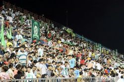 'Cầu thủ thứ 12' v&agrave; h&agrave;nh tr&igrave;nh Trường Tươi Đồng Nai l&ecirc;n V.League