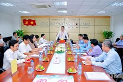 Đo&agrave;n c&ocirc;ng t&aacute;c Bộ Gi&aacute;o dục v&agrave; Đ&agrave;o tạo kiểm tra c&ocirc;ng t&aacute;c chuẩn bị Kỳ thi tốt nghiệp THPT năm 2026 tại Đồng Th&aacute;p