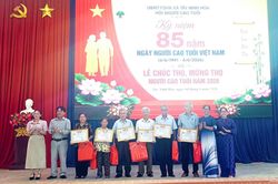 X&atilde; T&acirc;y Ninh H&ograve;a tổ chức kỷ niệm 85 năm Ng&agrave;y truyền thống Người cao tuổi Việt Nam
