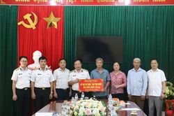 Khảo sát và trao kinh phí hỗ trợ xây dựng nhà tình nghĩa cho gia đình chính sách tại xã Thiện Thuật