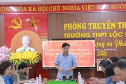 Kiểm tra công tác chuẩn bị Kỳ thi tốt nghiệp THPT năm 2026 tại xã Na Dương, Lộc Bình