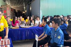 Trải nghiệm bài học thực tế từ vườn thanh long