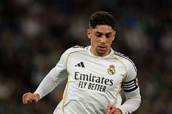 Manchester City sẵn s&agrave;ng bạo chi 90 triệu euro chi&ecirc;u mộ Federico Valverde từ Real Madrid