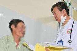 4 người trong một gia đình ở Lâm Đồng nhập viện sau khi ăn nấm rừng