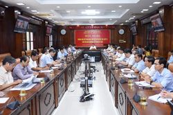 Khơi thông mọi nguồn lực, thúc đẩy tăng trưởng hai con số