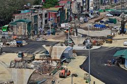 Hà Nội: Gỡ 'điểm nghẽn' mặt bằng, tăng tốc hoàn thành loạt dự án trọng điểm trong năm 2026