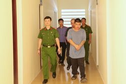 Hà Tĩnh: Khởi tố hai đối tượng giả danh phóng viên tống tiền cảnh sát giao thông
