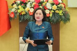 Đoàn giám sát về quản lý, sử dụng tài sản công là trụ sở làm việc sau khi thực hiện chủ trương sắp xếp tổ chức bộ máy và đơn vị hành chính họp phiên thứ Nhất