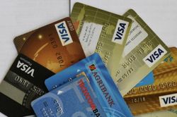 Tài khoản ngân hàng 'ngủ đông' 3 năm sẽ bị đóng, tiền trong tài khoản được xử lý ra sao?