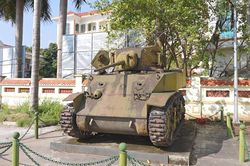 Bảo tàng Lịch sử Quân sự Việt Nam tiếp nhận xe tăng M5 Stuart