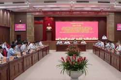 H&agrave; Nội ti&ecirc;n phong trong tri&ecirc;n khai c&aacute;c nghị quyết của Trung ương
