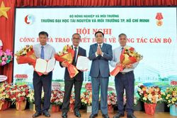 Kiện toàn Ban Giám hiệu, bổ nhiệm lại Hiệu trưởng Trường Đại học Tài nguyên và Môi trường Thành phố Hồ Chí Minh