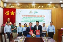 Phân bón Miền Nam và Eden Farm ký kết hợp tác phát triển vùng nguyên liệu chanh dây vàng bền vững