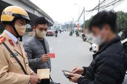 Đề xuất phạt tới 14 triệu đồng với xe không đăng ký kinh doanh nhưng chở khách thu tiền