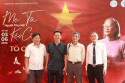 'Di sản' của người phụ nữ kéo cờ Tổ quốc