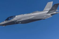 Vì sao Mỹ gấp rút nâng cấp tiêm kích F-35?