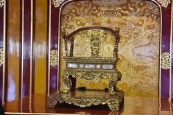 Cận cảnh bảo vật quốc gia 'Ngai vua triều Nguyễn' sau hơn một năm phục hồi