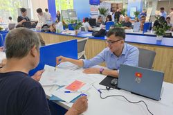 Ra mắt hệ thống lấy &yacute; kiến người d&acirc;n về dịch vụ c&ocirc;ng H&agrave; Nội
