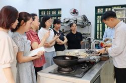 Khơi th&ocirc;ng ch&iacute;nh s&aacute;ch đ&agrave;o tạo nghề cho lao động thất nghiệp