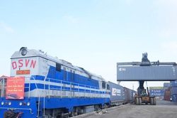 Chuyến tàu liên vận đầu tiên chở hàng kết nối từ Thanh Hải (Trung Quốc) đến Đồng Nai