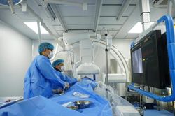 Chạy đua với tử thần, cứu sống bệnh nhân ngừng tim do nhồi máu cơ tim cấp