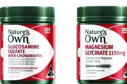 Bộ Y tế yêu cầu rà soát khẩn hai thực phẩm chức năng của Nature's Own bị Australia thu hồi