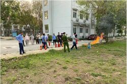 Kiểm tra, hướng dẫn an toàn cháy, nổ chuẩn bị kỳ thi tốt nghiệp Trung học phổ thông