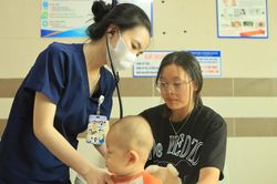 Mùa hè cảnh giác tiêu chảy cấp do Rotavirus ở trẻ nhỏ