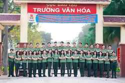 Danh tính 34 người mặc quân phục công an trong ảnh gây sốt MXH