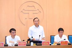 Chủ tịch Hà Nội yêu cầu xây các khu tái định cư đồng bộ, có điều kiện sinh kế