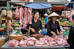 Giá heo hơi ngày 5.6: Nguồn cung dồi dào khiến giá khó phục hồi