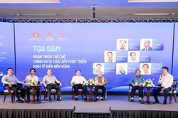 Hoàn thiện thể chế, chính sách thúc đẩy phát triển kinh tế biển bền vững