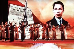 Chương trình nghệ thuật 'Hồ Chí Minh - Nguồn sáng dẫn đường': Khơi dậy niềm tự hào qua từng giai điệu tri ân
