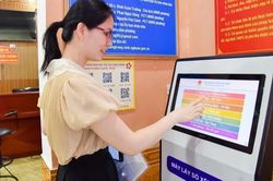 Tiếp tục thực hiện phân cấp, cắt giảm, đơn giản hóa thủ tục hành chính, điều kiện kinh doanh