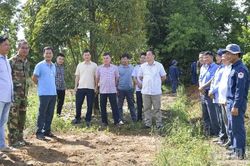Thăm, động viên cán bộ, chiến sĩ Đội K91 đang thực hiện nhiệm vụ tại Campuchia