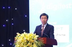 Phát triển nền tảng số và dịch vụ số, chuyển hoạt động lên môi trường số