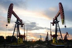 Thị trường dầu chuyển trọng t&acirc;m sang triển vọng nhu cầu