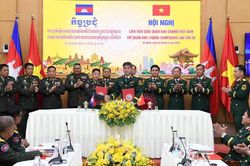 Quân khu 5 (Quân đội nhân dân Việt Nam) và Quân khu 1 (Quân đội Hoàng gia Campuchia) phối hợp bảo vệ an ninh biên giới